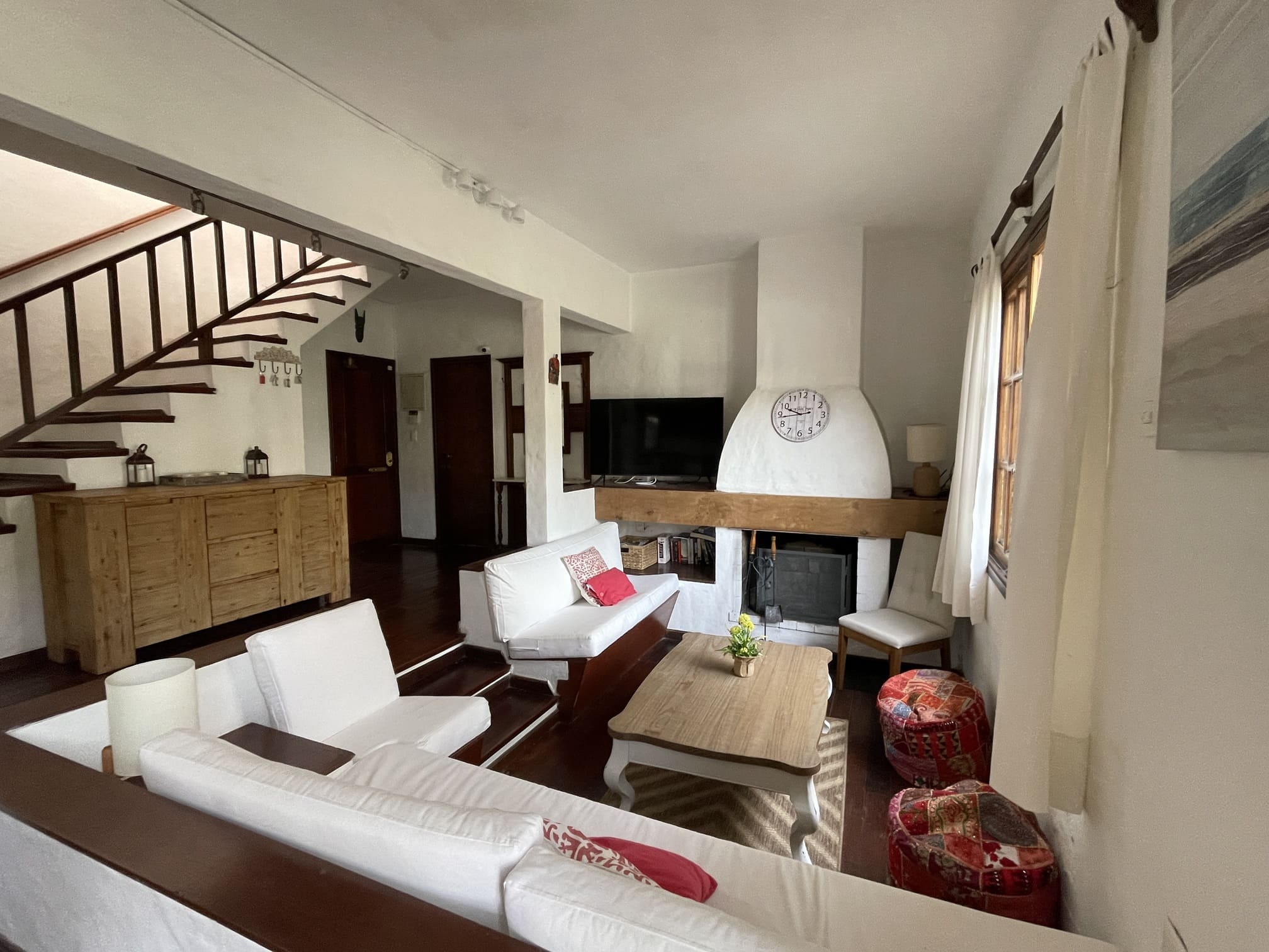 Espectacular casa en Playa Mansa Punta Del Este, 6 dormitorios, amplio jardín
