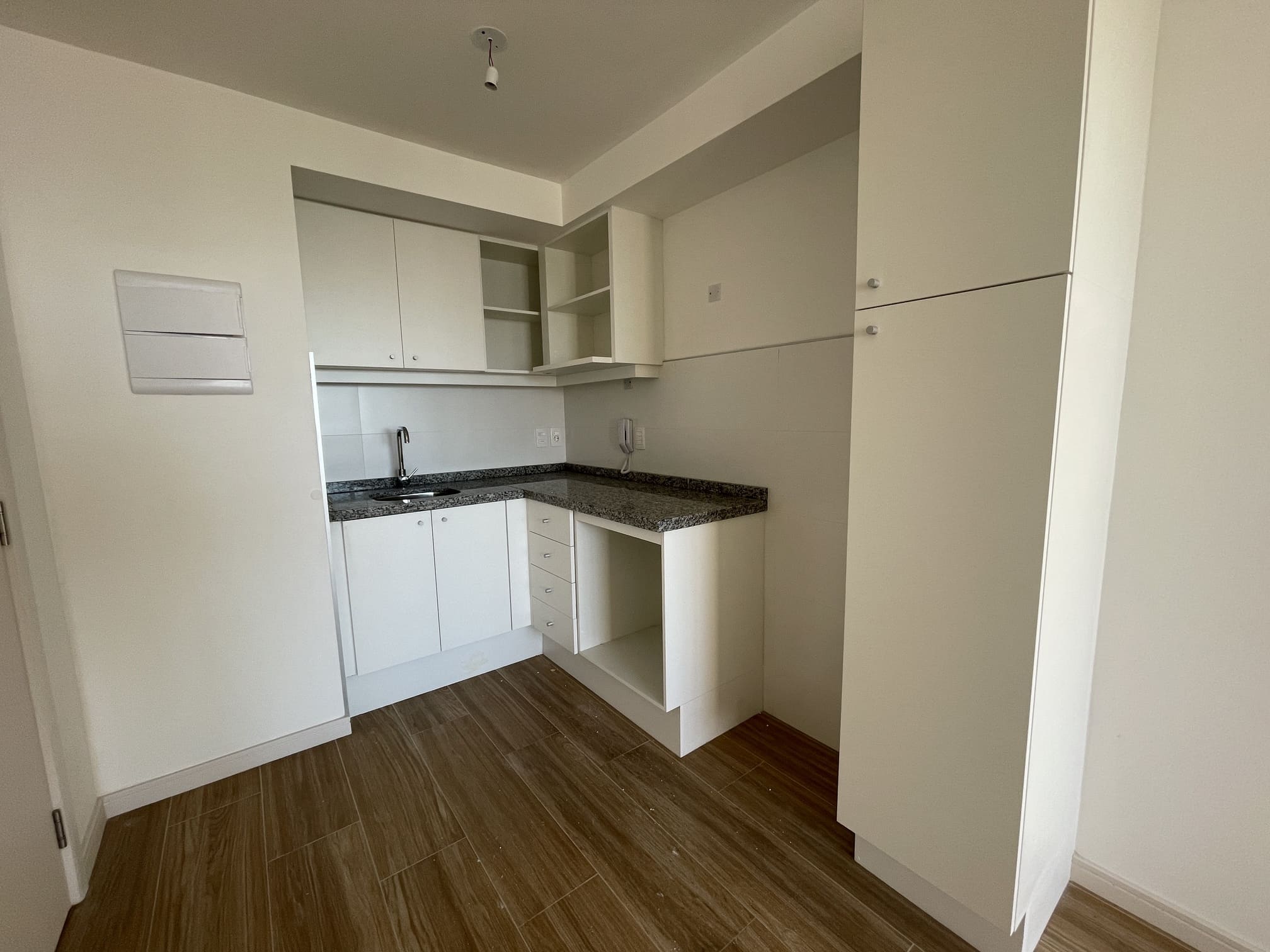 Apartamento nuevo a estrenar en Siglo Sol II, a pasos de Playa Brava 2 Dormitorios
