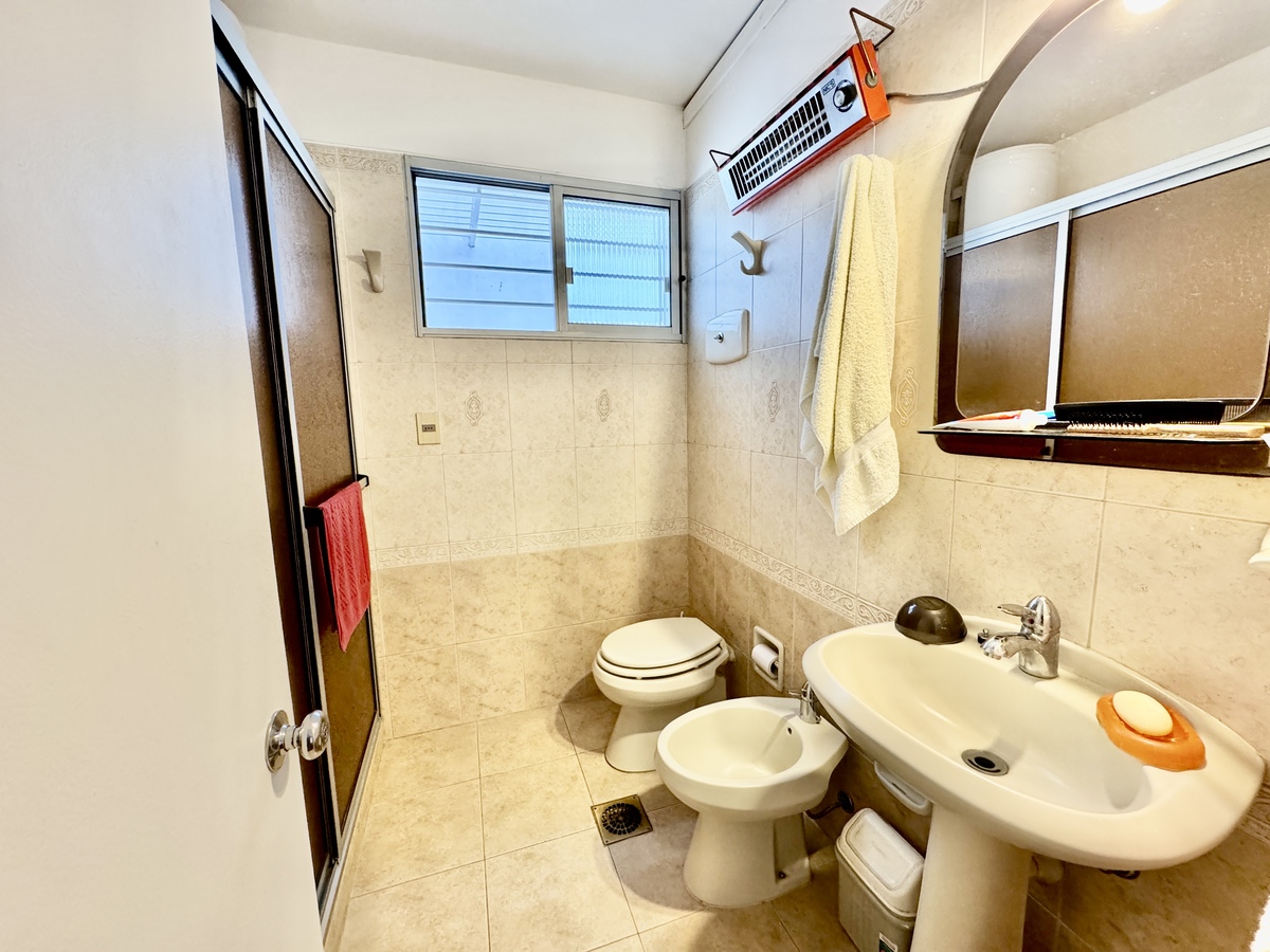 Casa en Venta Cordón, baño4 Casa en Venta Cordón, baño4