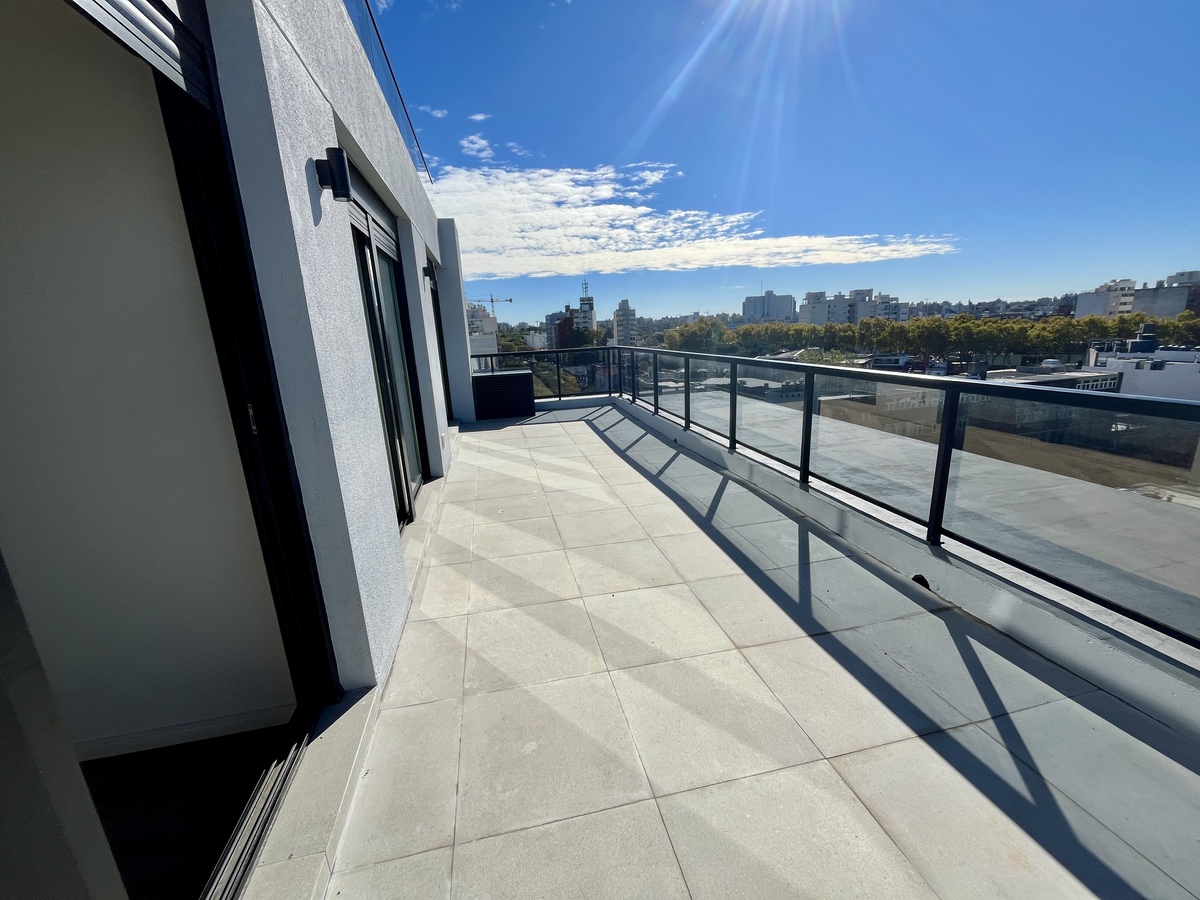 Penthouse a estrenar, terraza