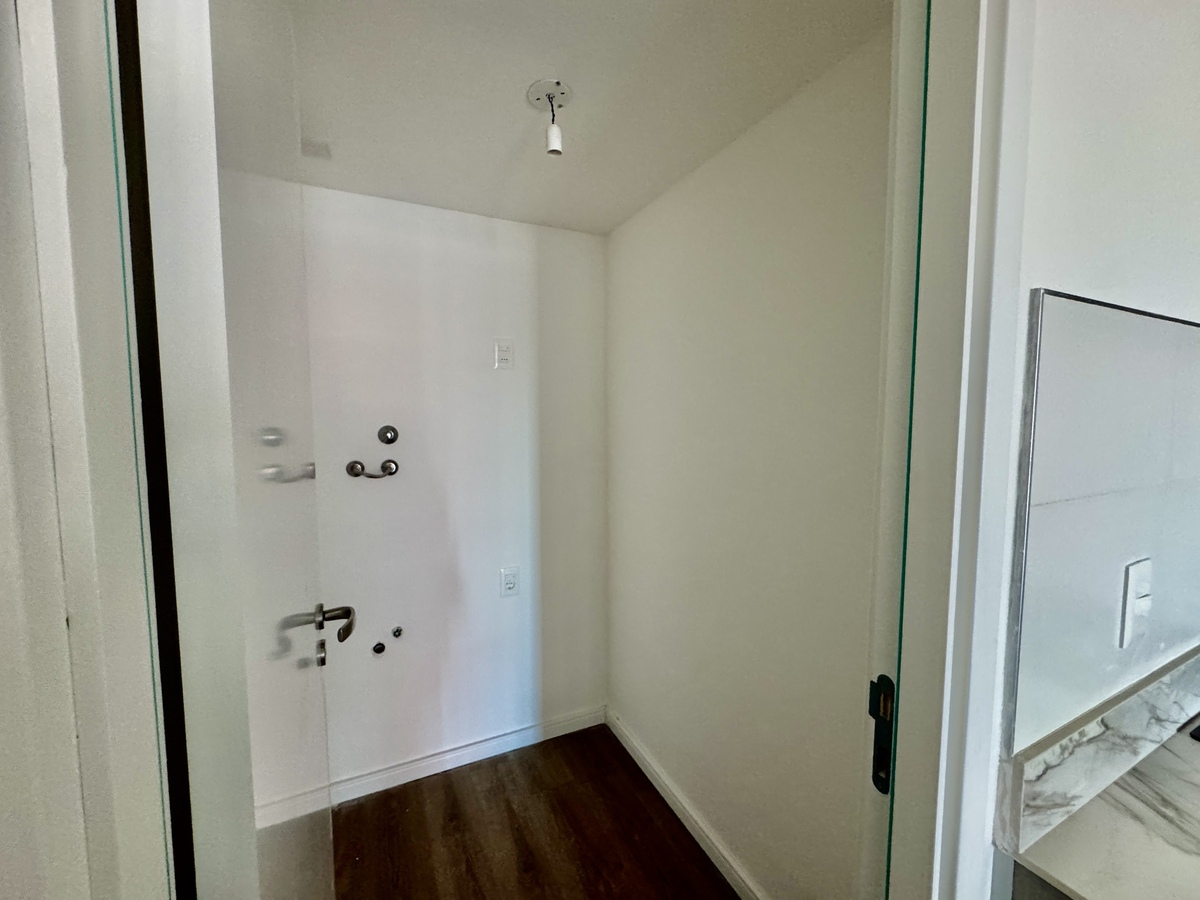 Alquiler Pocitos a estrenar (19) Increíble apartamento con gran metraje en Pocitos, a estrenar.