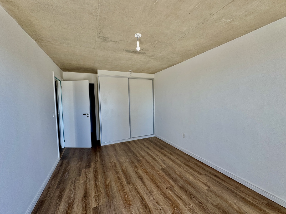Alquiler Pocitos a estrenar, interior Increíble apartamento con gran metraje en Pocitos, a estrenar.