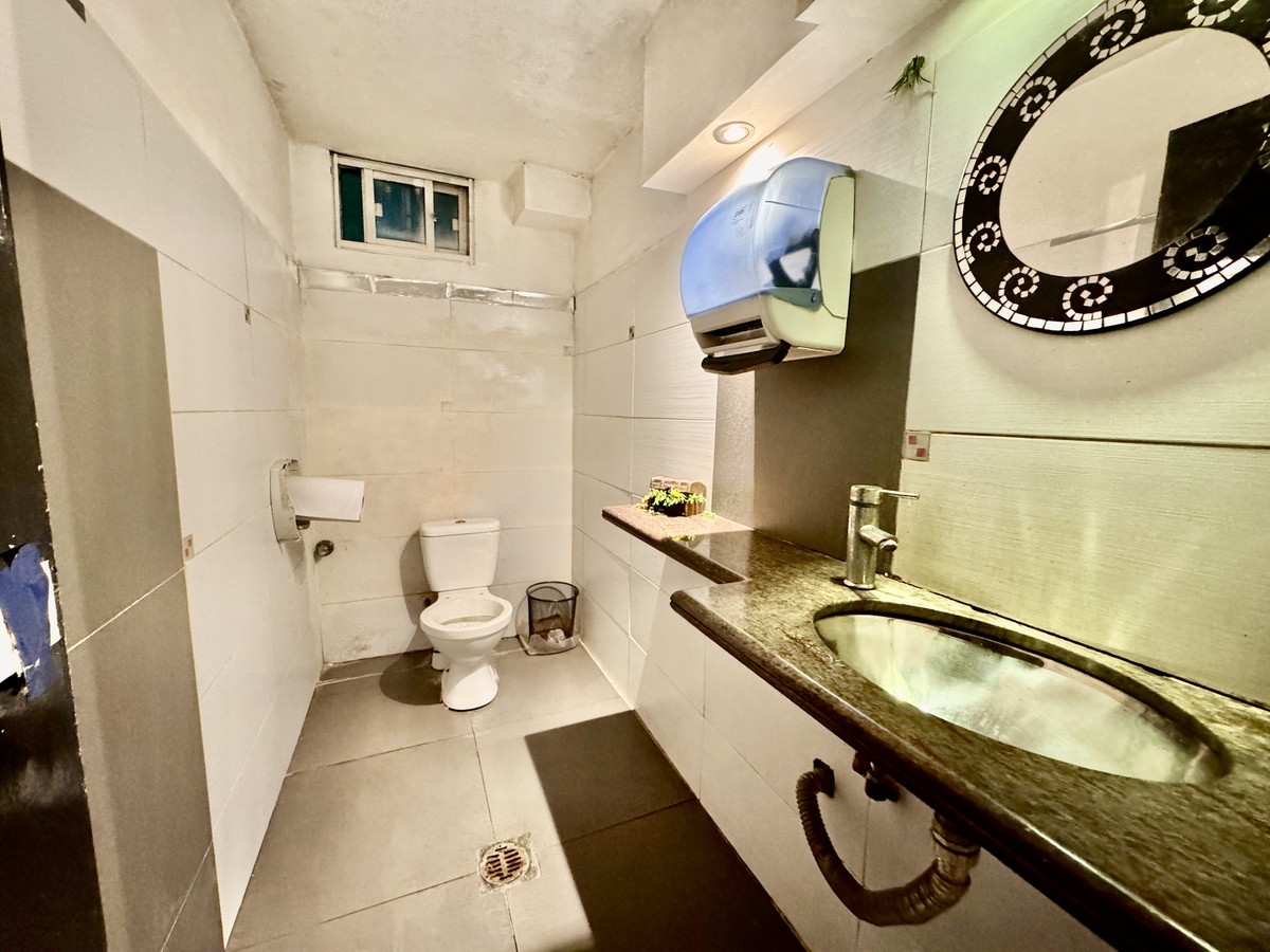 Local Comercial, baño