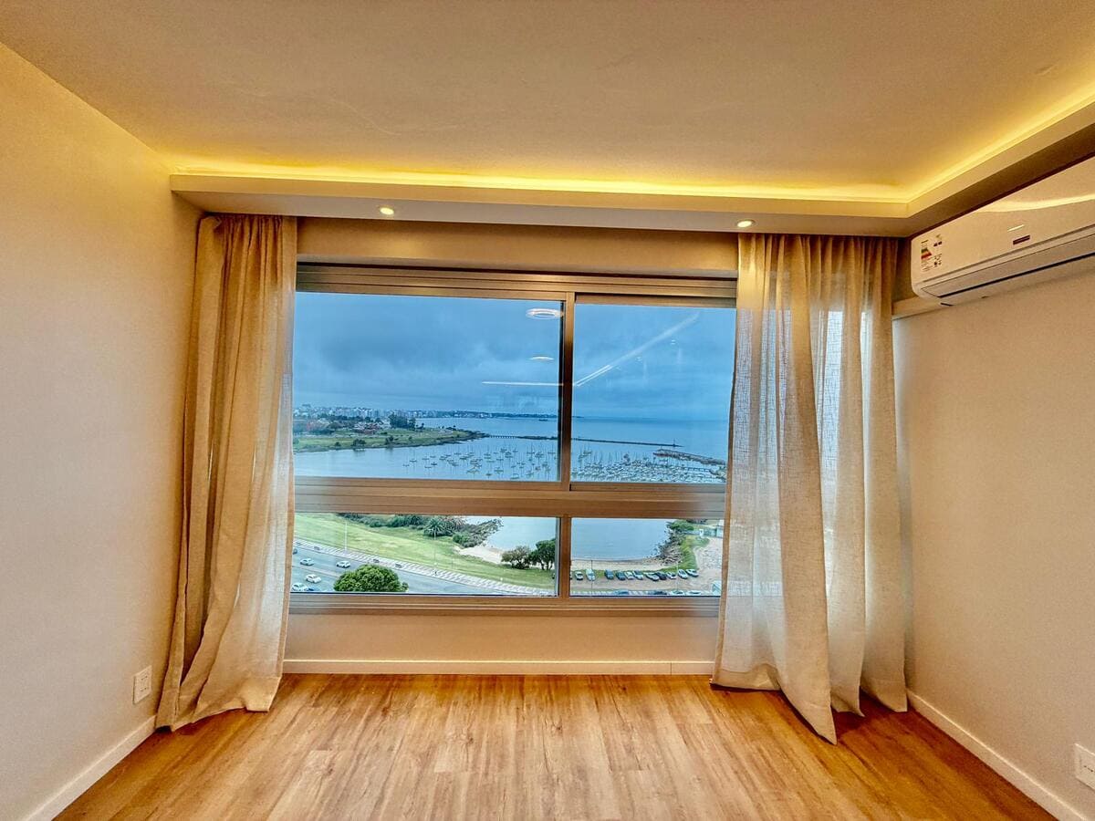 Alquiler, Venta, puerto del Buceo, ventanal2 Alquiler, Venta, puerto del Buceo, ventanal2