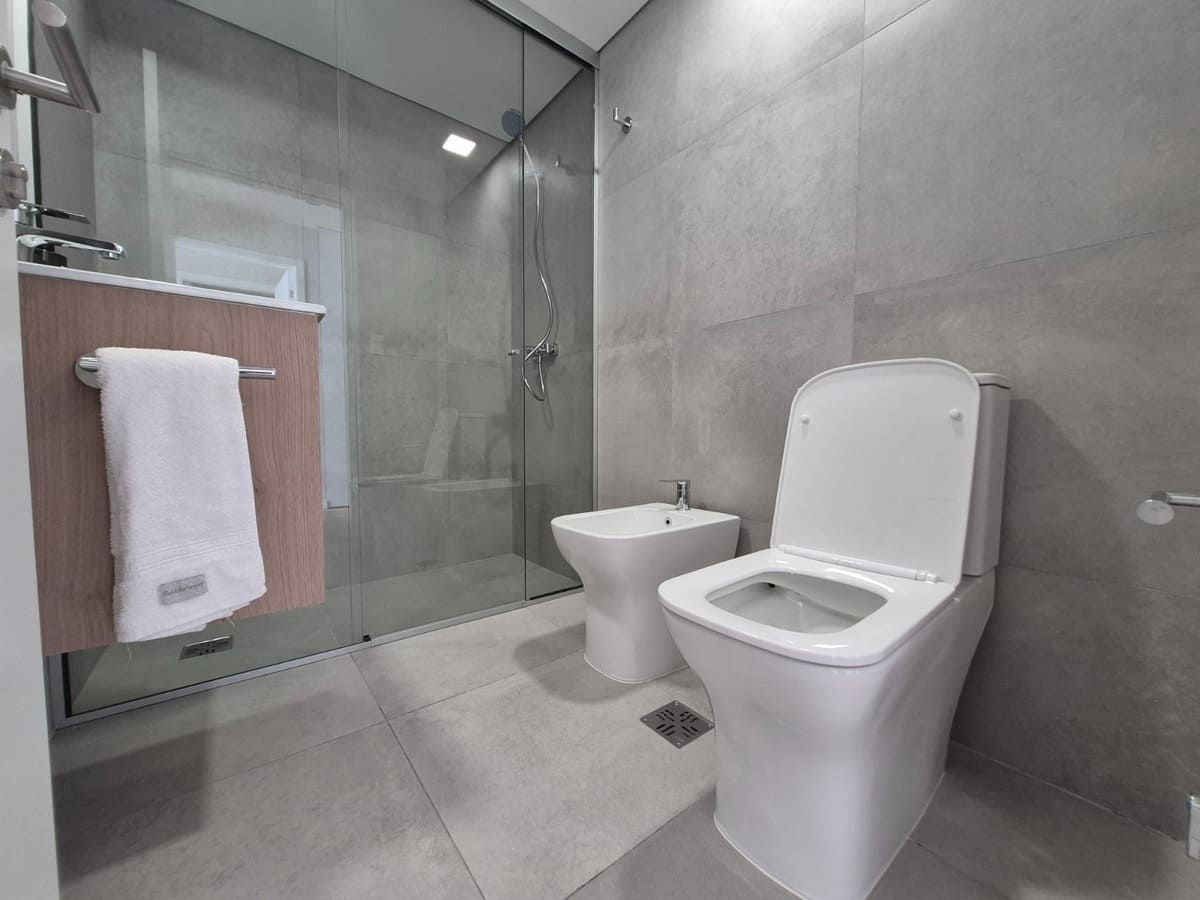 Pocitos, 2 dormitorios, baño Pocitos, 2 dormitorios, baño
