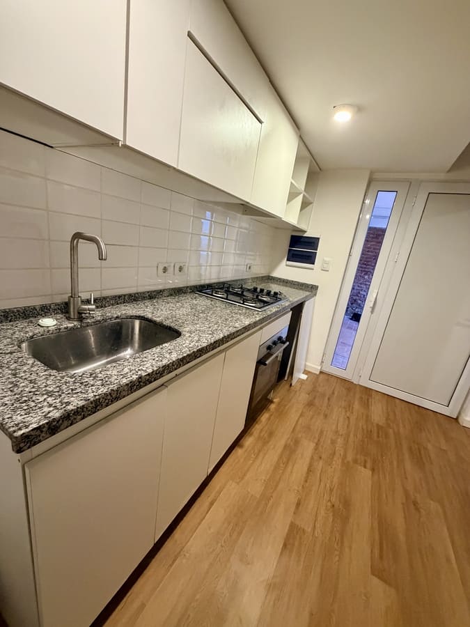 Casa, Parque Rodó, cocina7 Casa PH Nueva en Venta en Parque Rodó | Dúplex de 2 Dormitorios con Gran Terraza y Parrillero