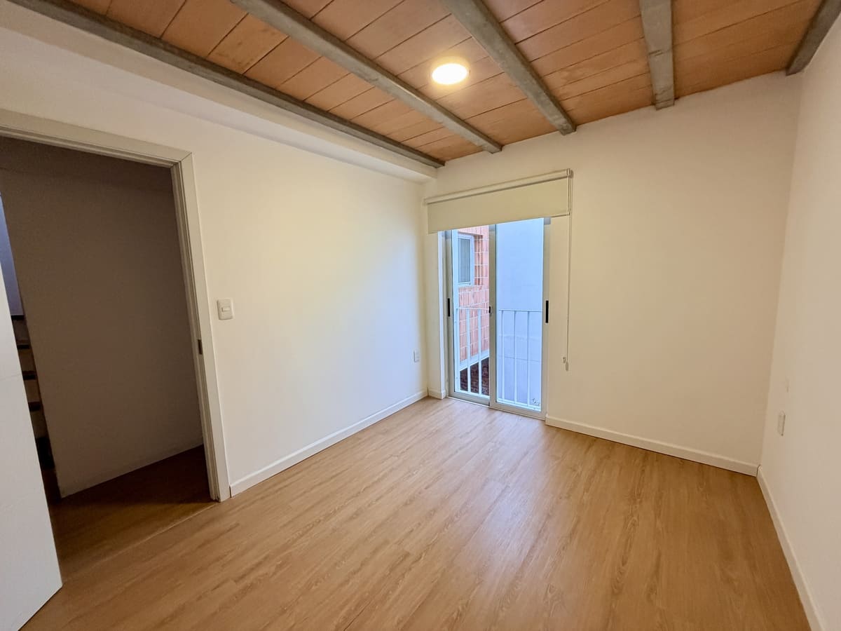 Casa, Parque Rodó, dormitorio2 Casa PH Nueva en Venta en Parque Rodó | Dúplex de 2 Dormitorios con Gran Terraza y Parrillero