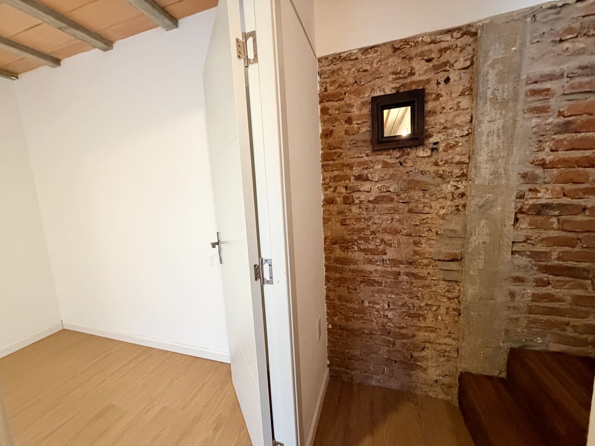 Casa, Parque Rodó, planta alta2 Casa PH Nueva en Venta en Parque Rodó | Dúplex de 2 Dormitorios con Gran Terraza y Parrillero