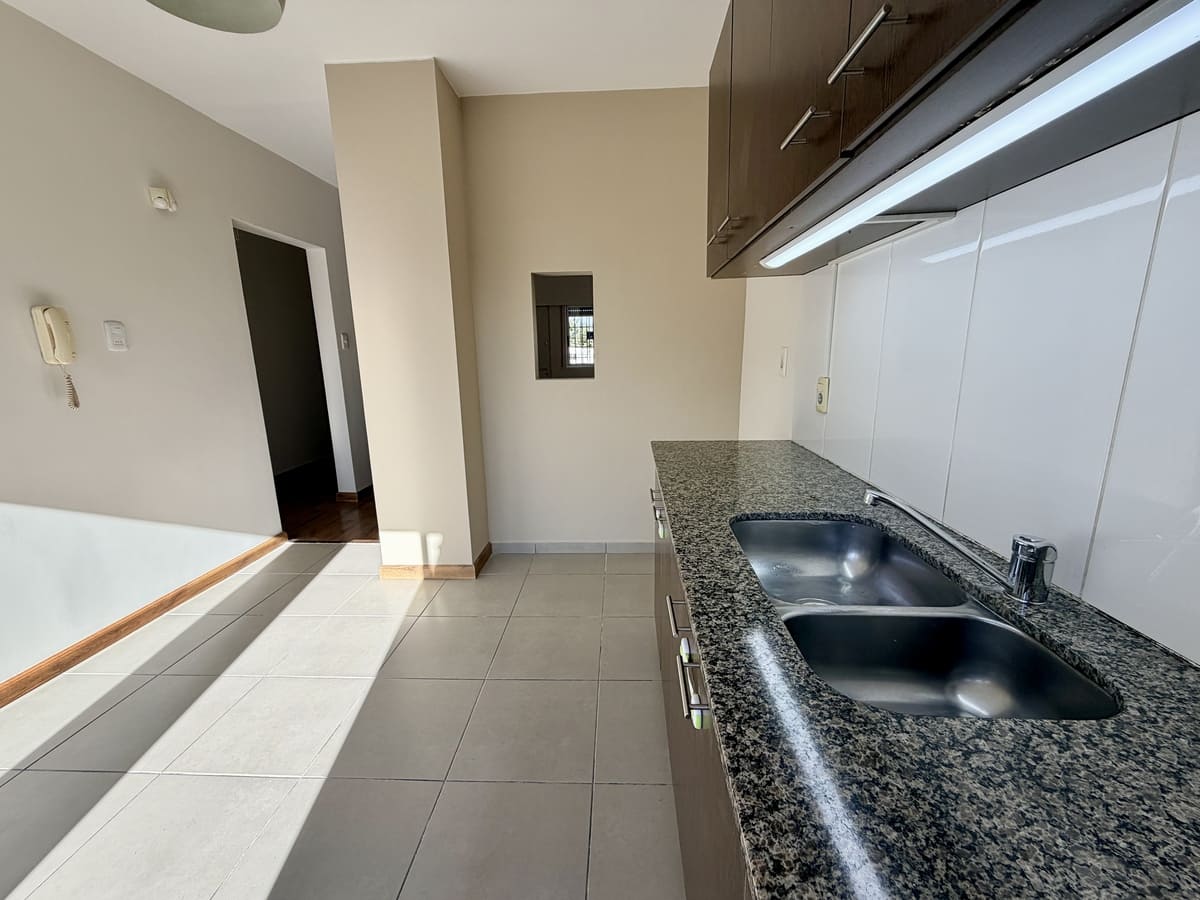 Apartamento Parque Batlle, 2 dormitorios, cocina4 Apartamento Parque Batlle, 2 dormitorios, cocina4