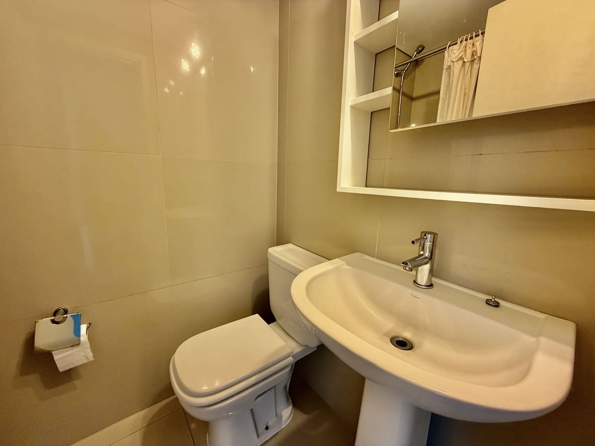 E-Tower, baño