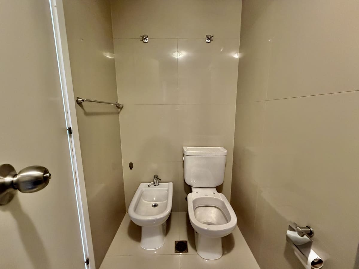 E-Tower, baño4