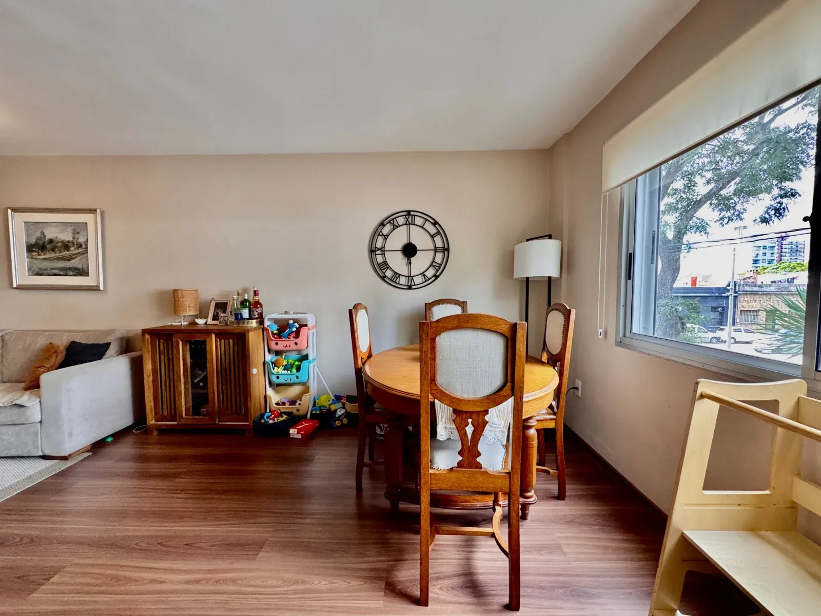 Venta de Apartamento en Pocitos Nuevo: 3 Dormitorios y Balcón