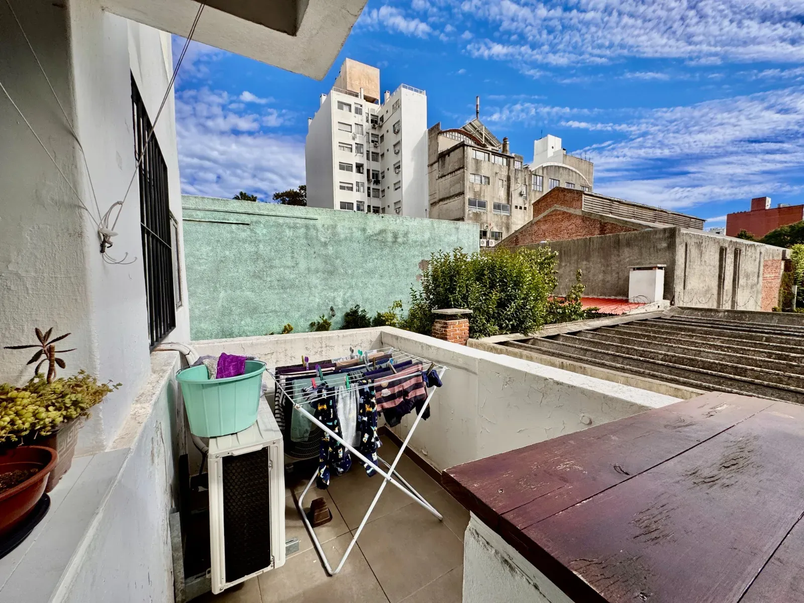 Venta de Apartamento en Pocitos Nuevo: 3 Dormitorios y Balcón