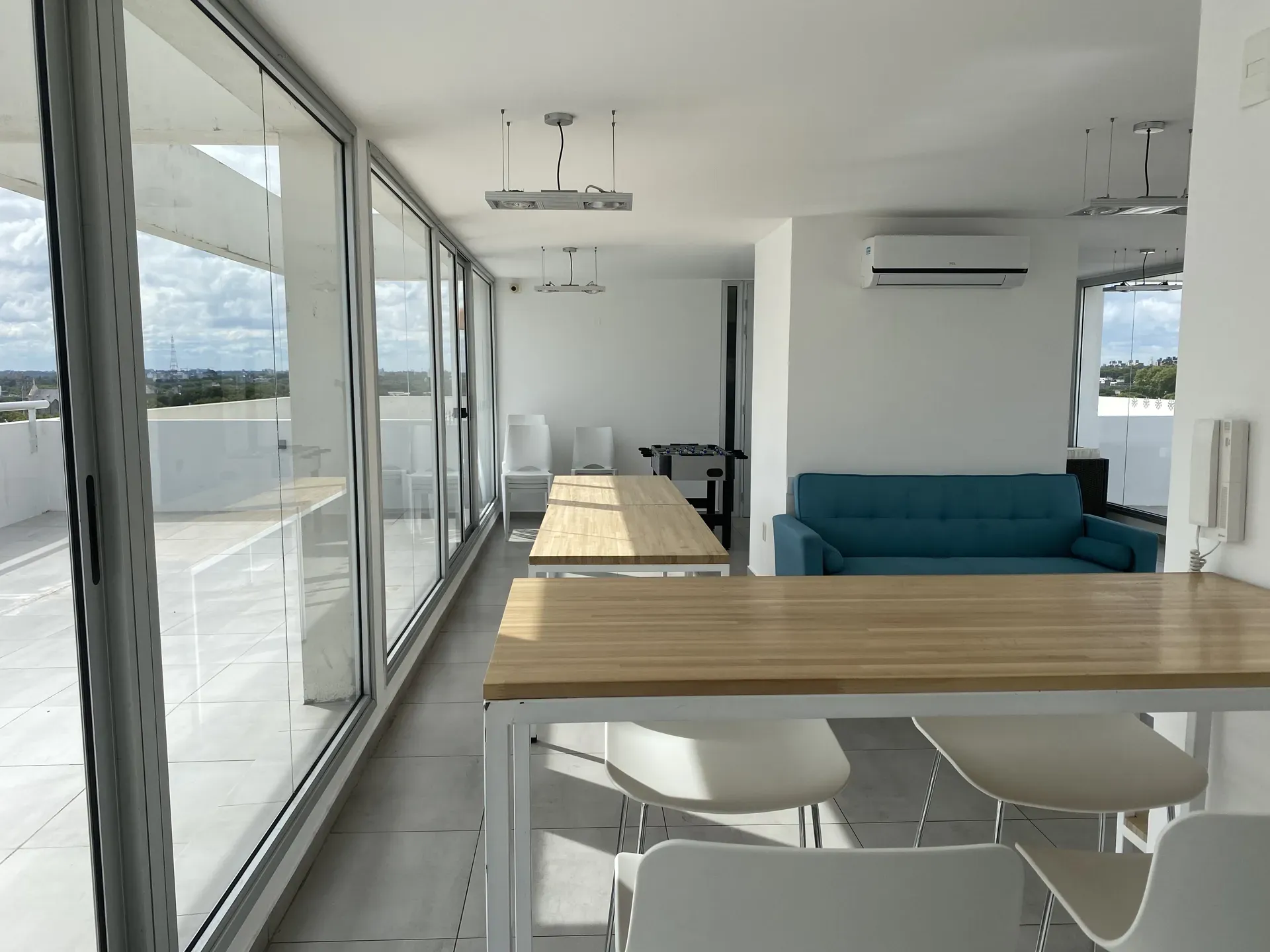 Apartamento 2 Dormitorios Tres Cruces (4) Apartamento 2 Dormitorios Tres Cruces con Garaje en Venta