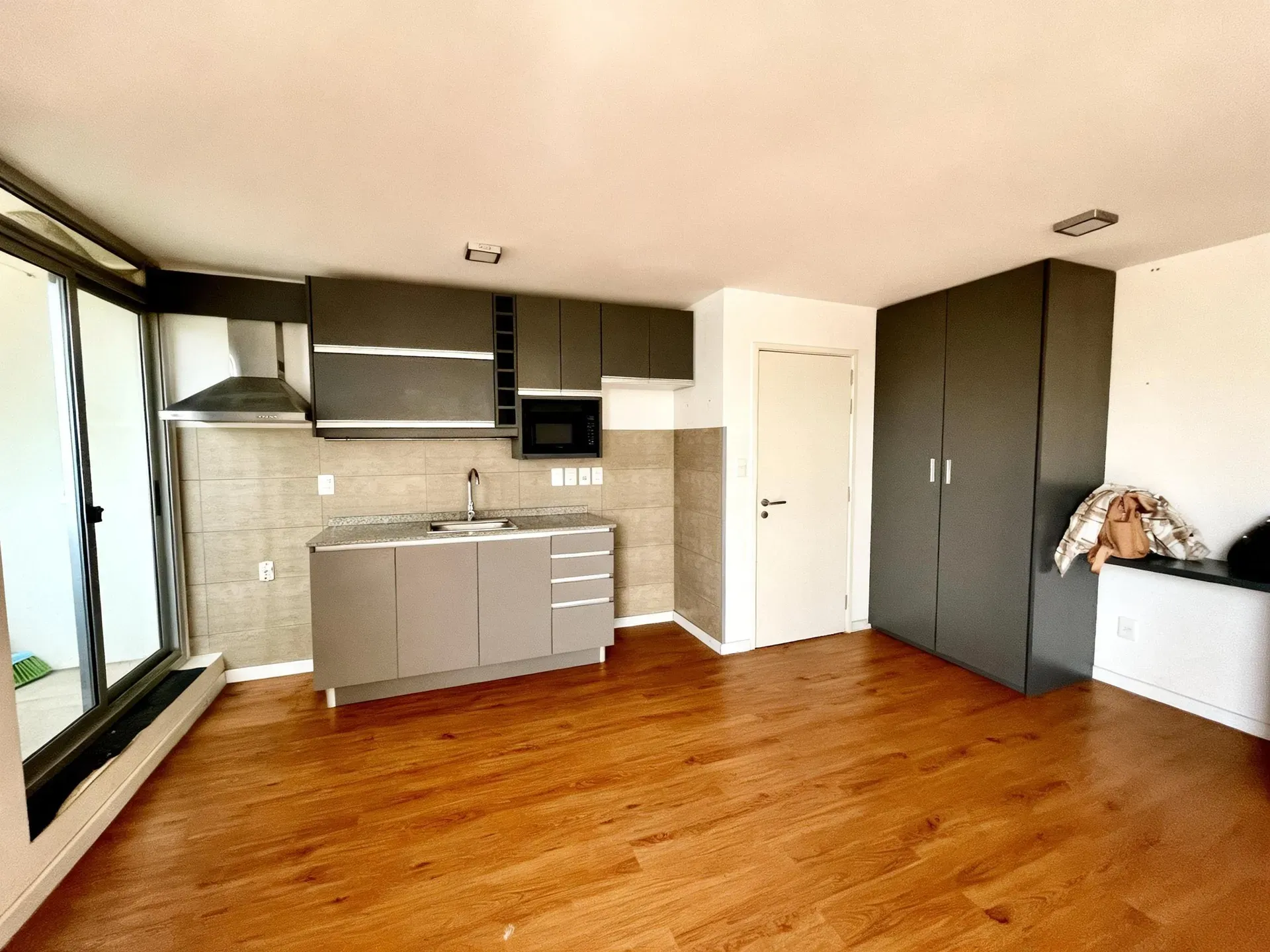 Apartamento 2 Dormitorios Tres Cruces (5) Apartamento 2 Dormitorios Tres Cruces con Garaje en Venta