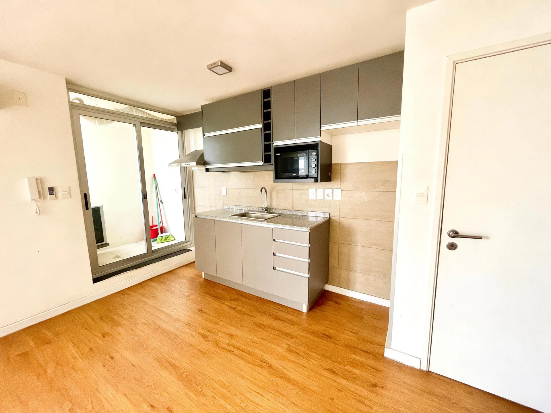 Apartamento 2 Dormitorios Tres Cruces (6) Apartamento 2 Dormitorios Tres Cruces con Garaje en Venta
