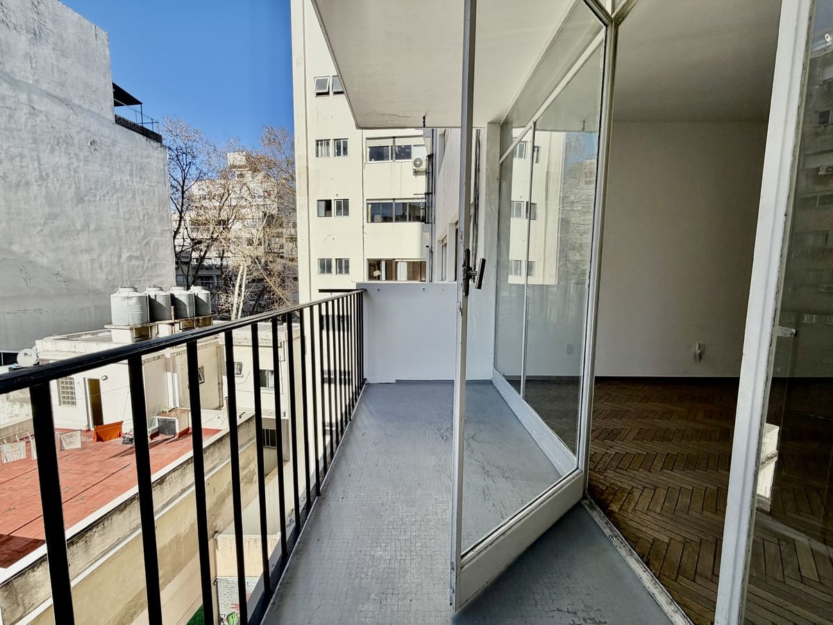 Venta, Pocitos, 3 dormitorios, terraza2