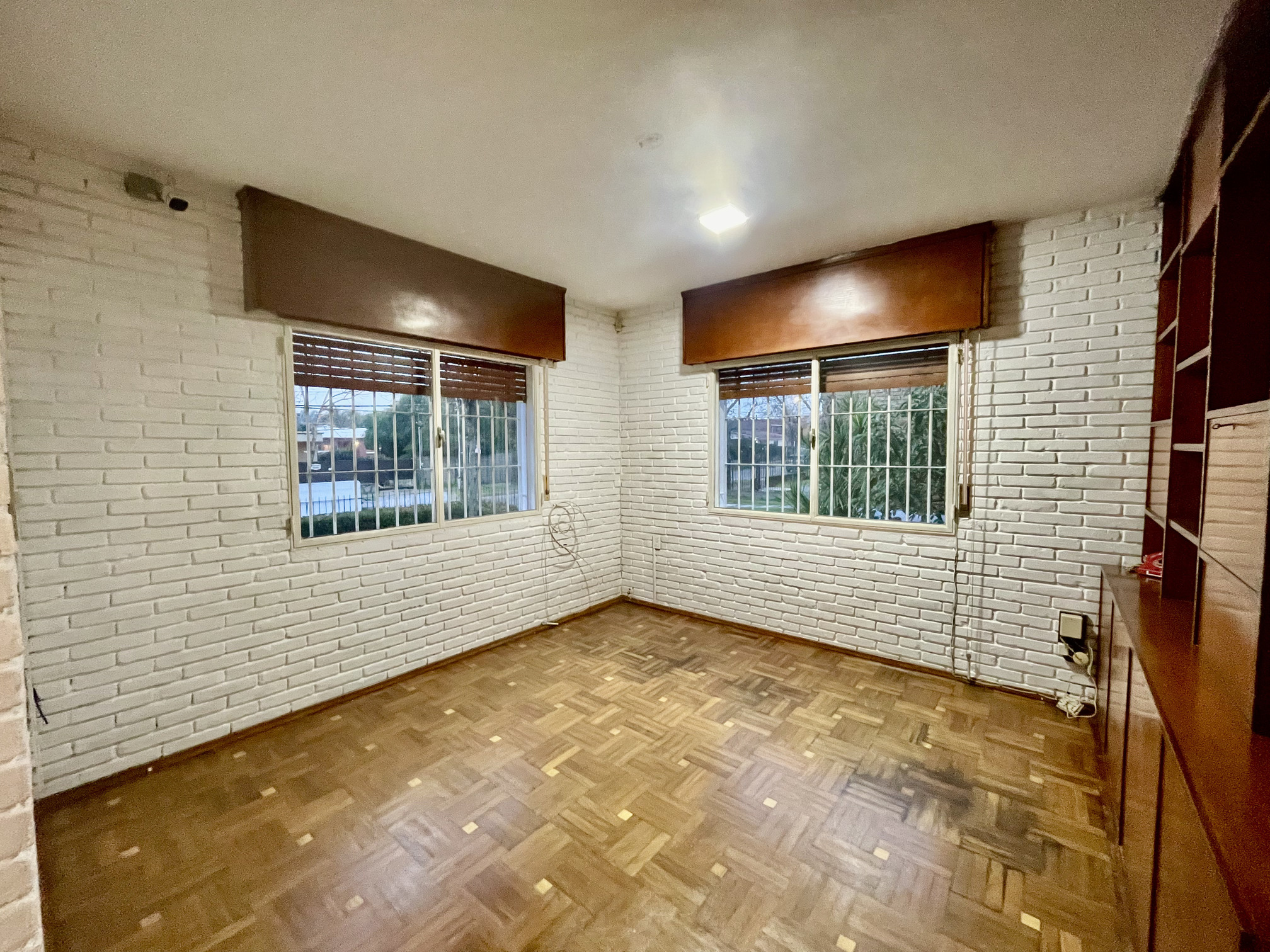 Casa de 3 Dormitorios en Carrasco Norte | Piscina, Jardín y Parrillero