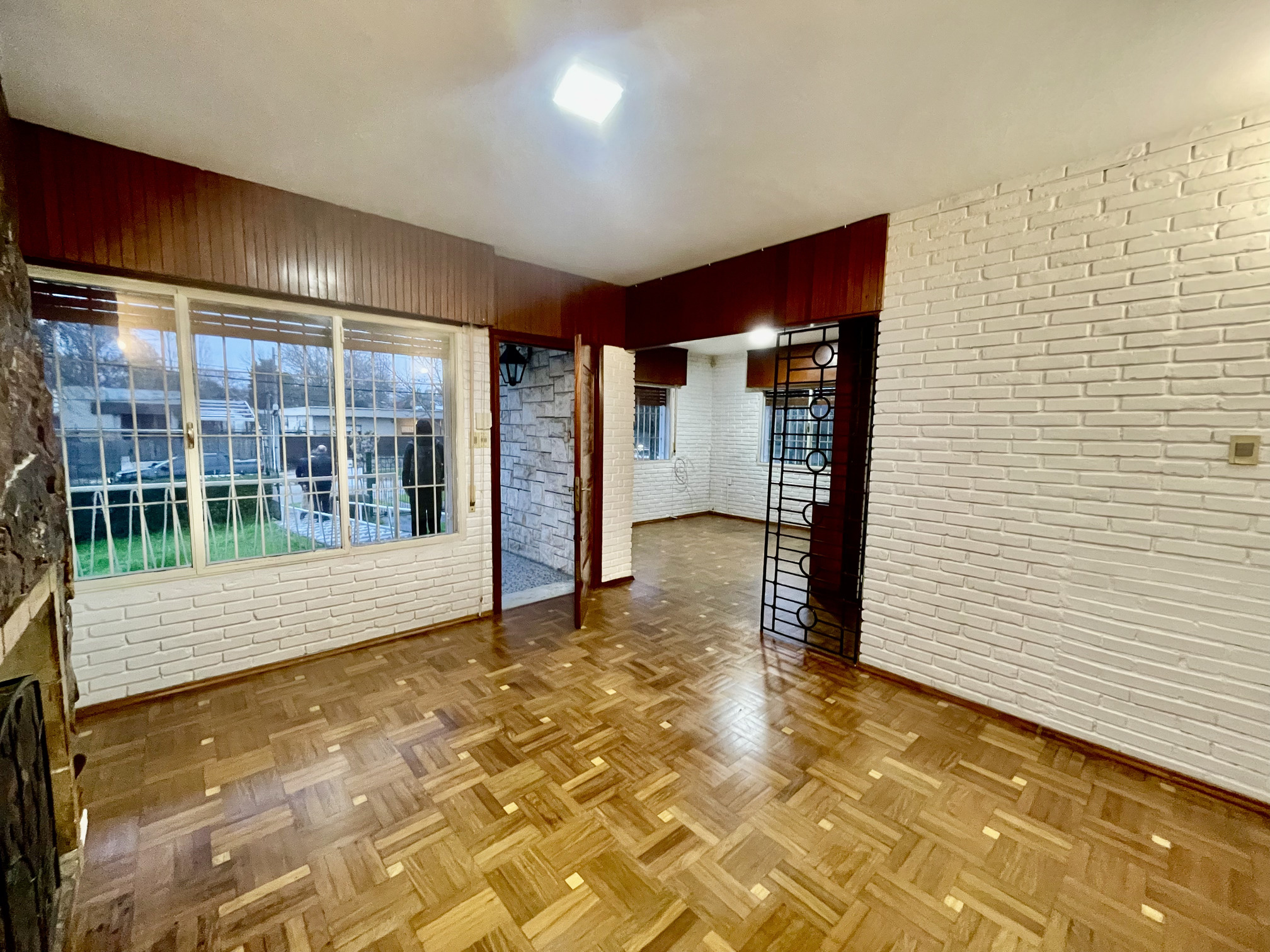 Casa de 3 Dormitorios en Carrasco Norte | Piscina, Jardín y Parrillero