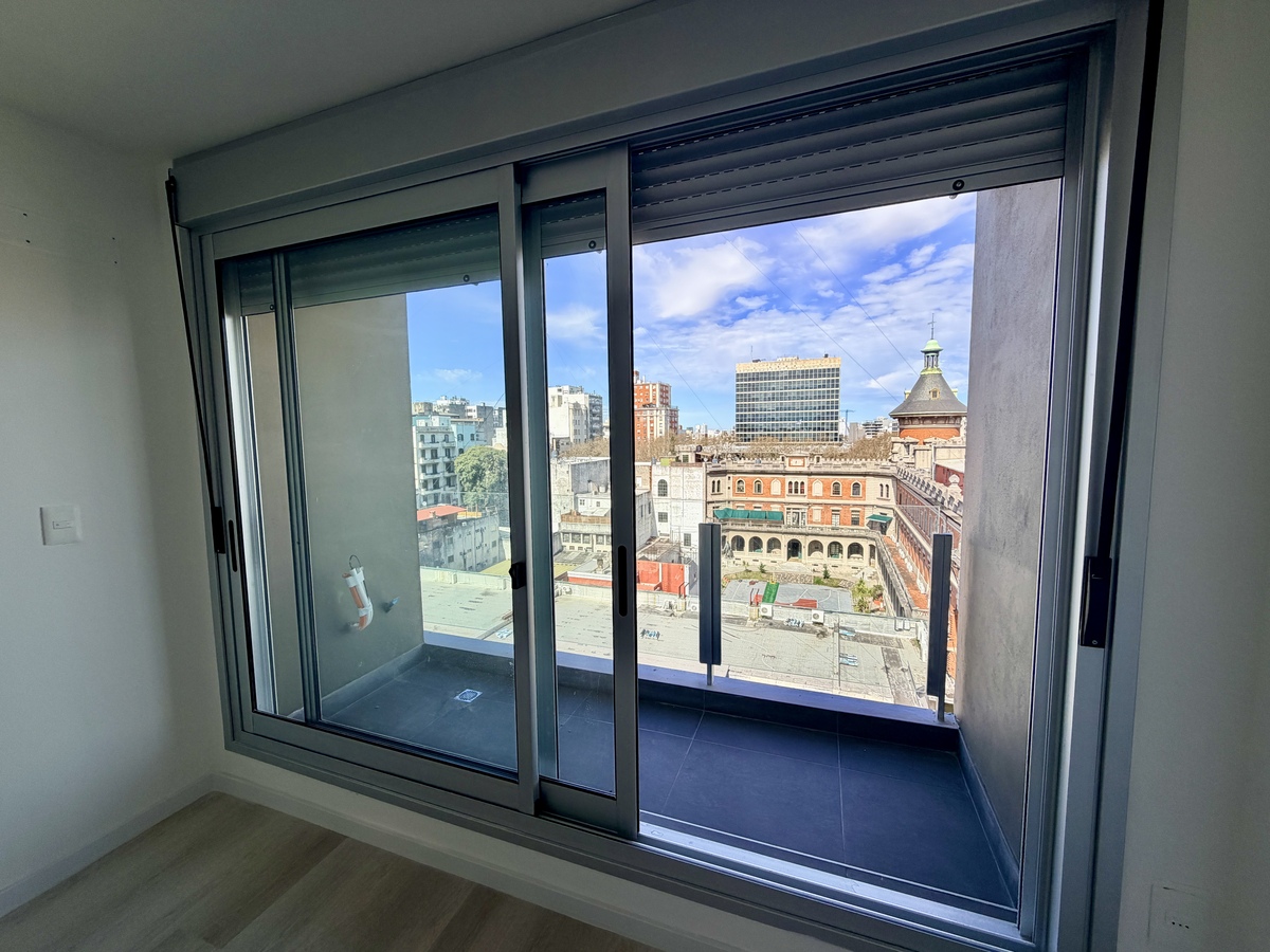 SOHO MERCEDES 1 dormitorio con terraza al frente