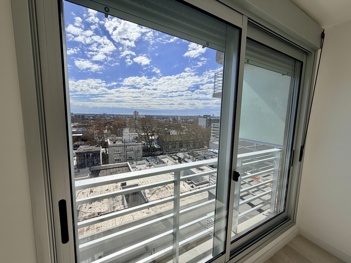 SOHO MERCEDES 1 dormitorio con terraza al frente