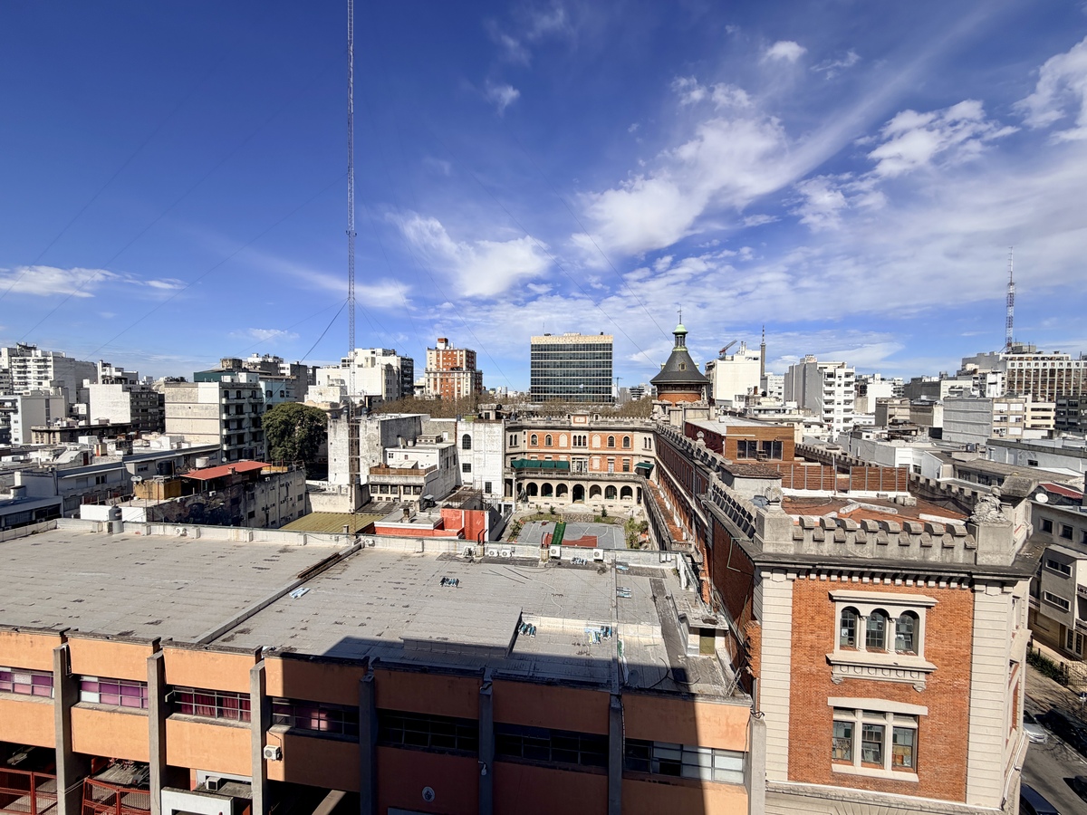 SOHO MERCEDES 1 dormitorio con terraza al frente