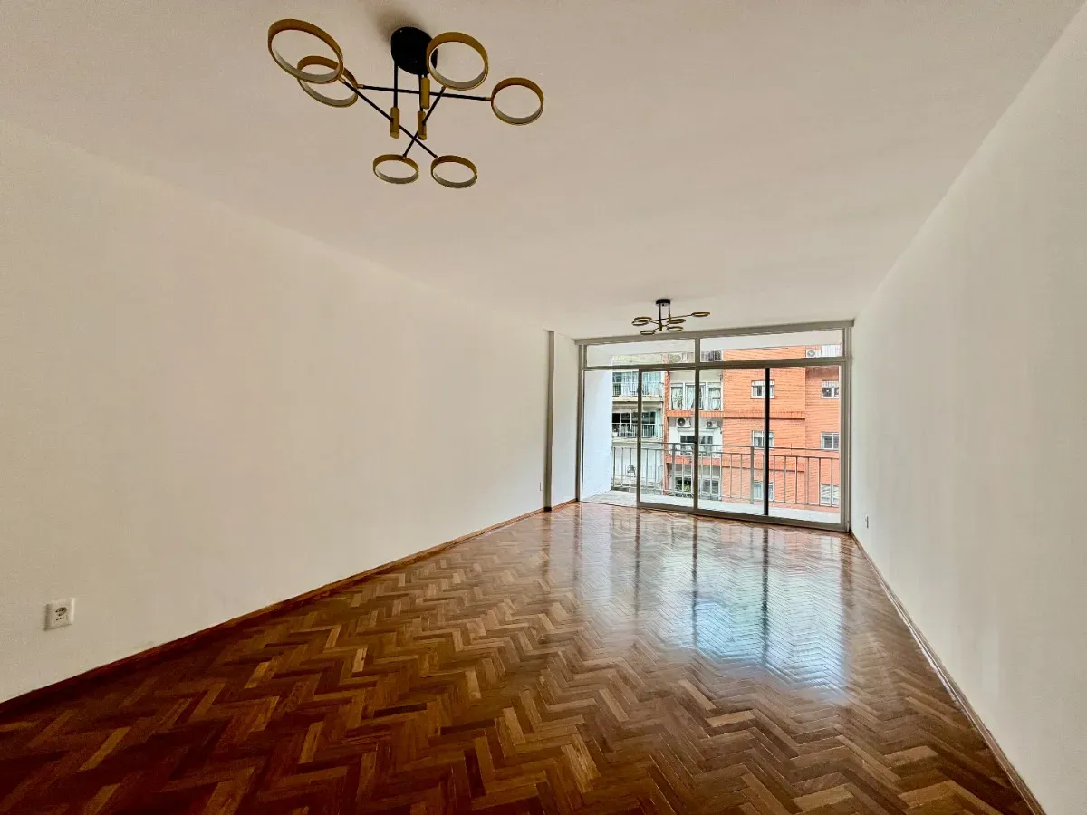 Venta de Apartamento en Pocitos (18) Venta de Apartamento en Pocitos – 3 Dormitorios y Garage