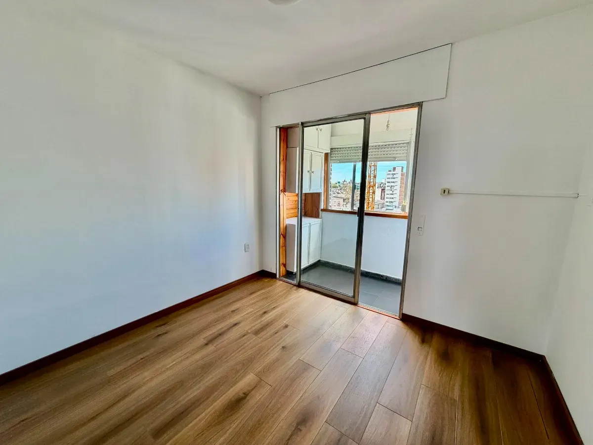 apartamento-de-1-dormitorio-en-tres-cruces (5) Apartamento de 1 dormitorio en Tres Cruces con renta