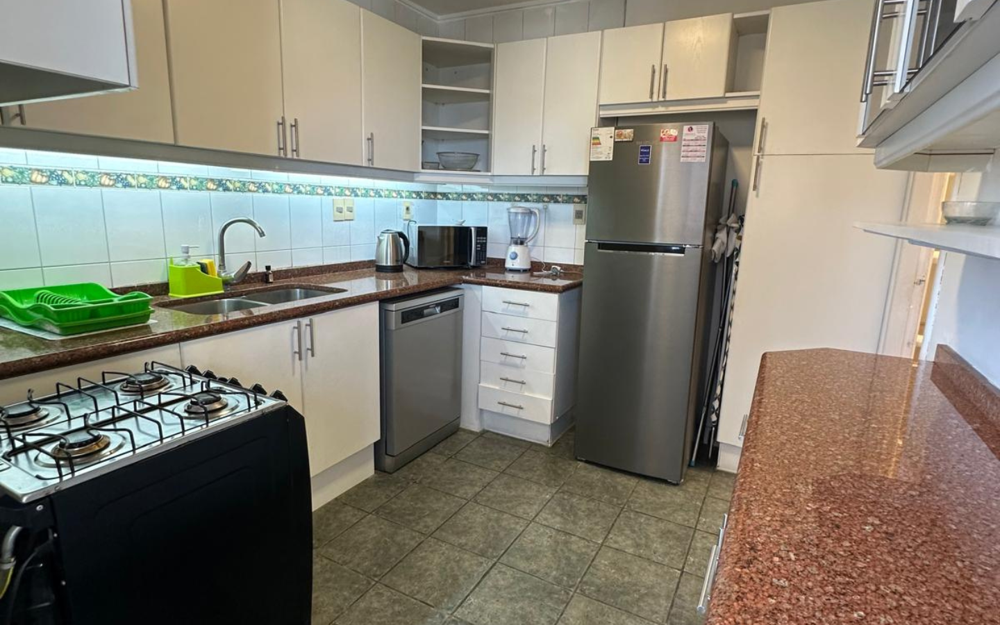 Venta | exclusivo apartamento amoblado de 2 dormitorios en Punta Carretas