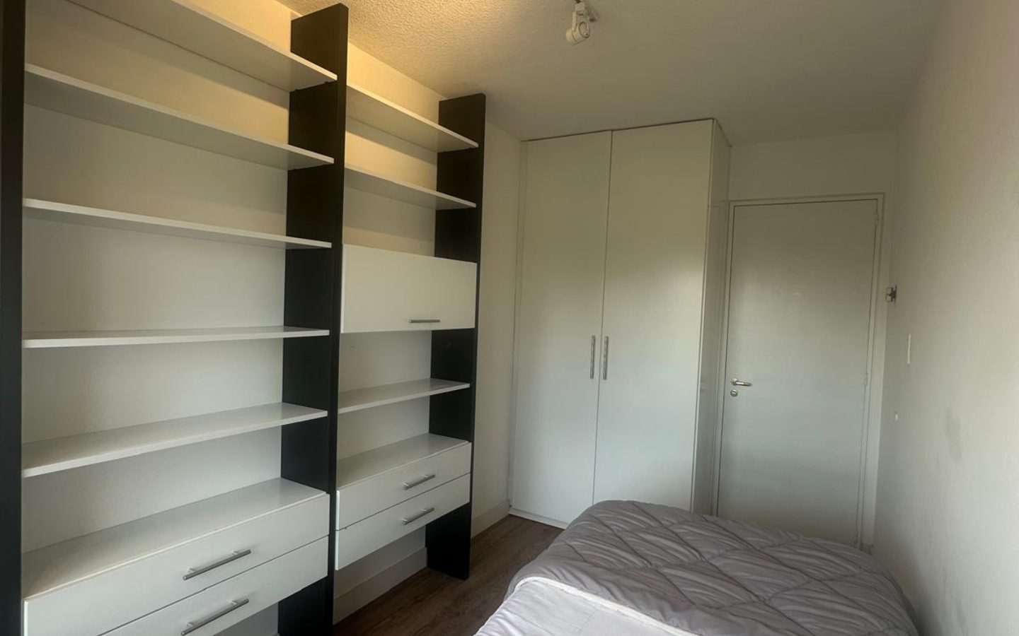 Venta | exclusivo apartamento amoblado de 2 dormitorios en Punta Carretas